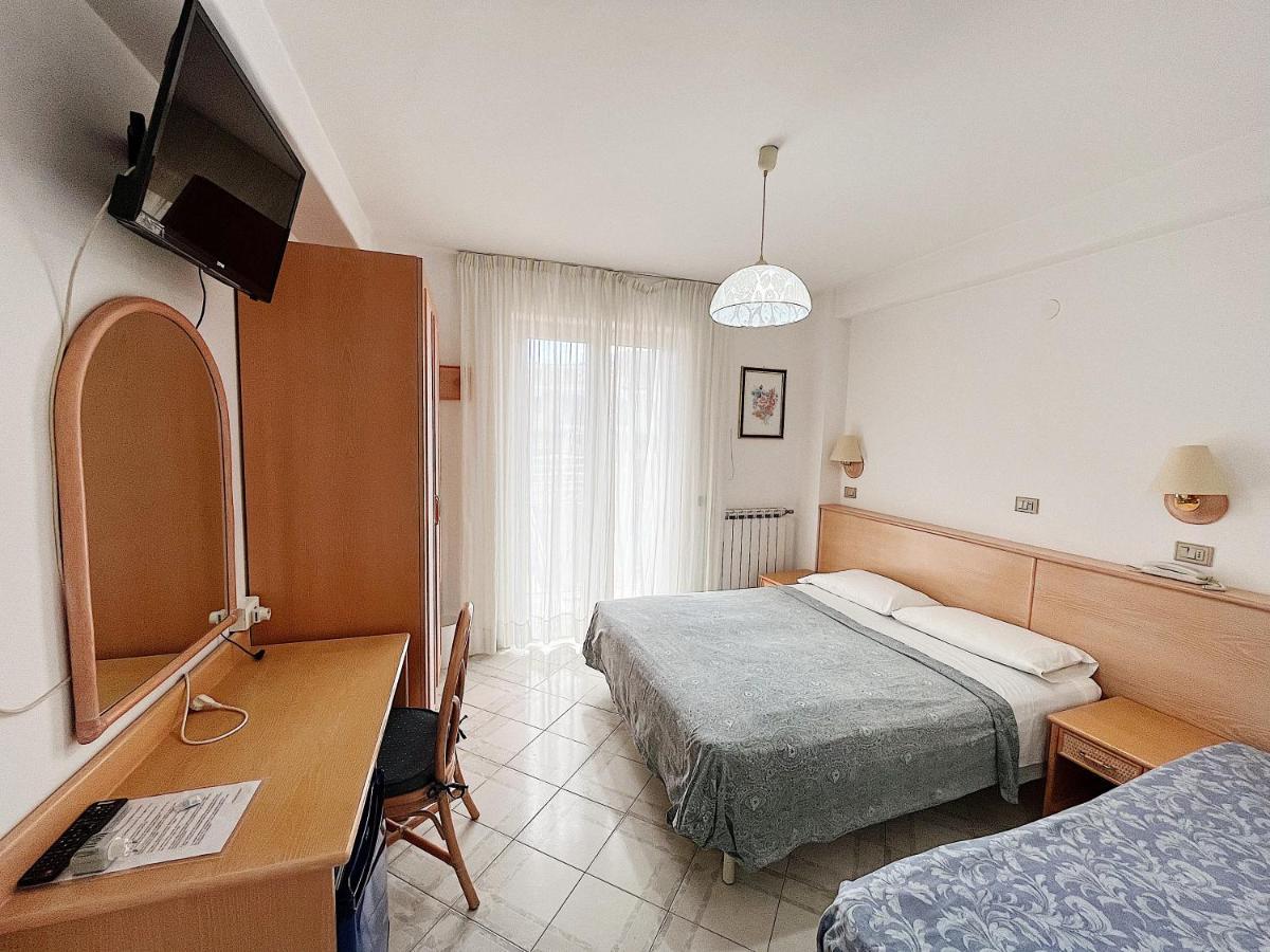 Hotel Rosetta 3*